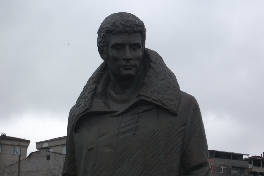 Deniz Gezmiş Resimleri 4