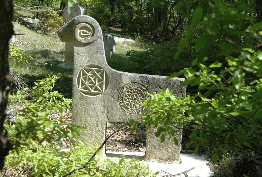 Dersim'in tarihi mezar taşları 3