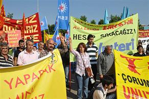 Sivas katliamı Kadıköy'de mitingle anıldı