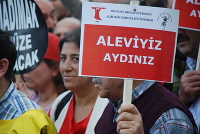 Yüz bin Alevi: Hükümeti 'dara' çekeceğiz