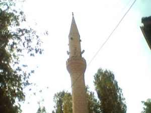 Kimsenin camiye gitmediği Alevi köyüne 2'inci cami