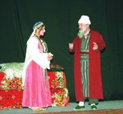 Pir Sultan Abdal ayakta alkışlandı