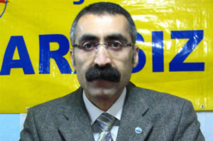 Alevi öğrencinin dövülmesi olayına Eğitim-Sen Sivas Şubesinden tepki