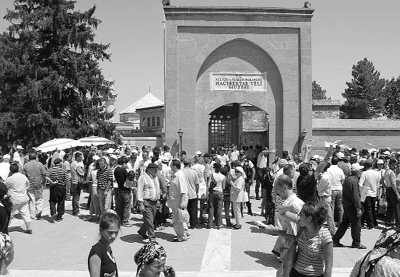 'Din ayrımı saçma' diyen de var 'adam olmak isteyen' de