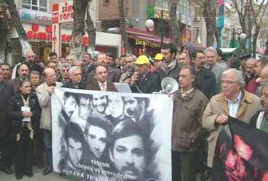 12 Mart darbesi ve Gazi Katliamı kınandı