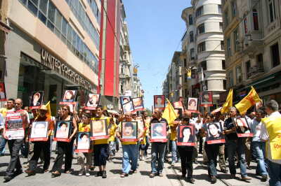 Sivas Katliamı'nı lanetlemek için 2 Temmuz'da Kadıköy'e
