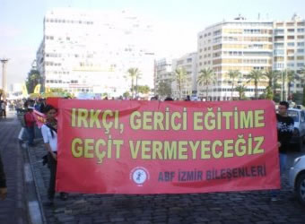 Aleviler zorunlu din dersine karşı İzmir'de buluştu