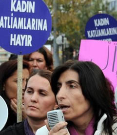 'Kadın garson çalıştıran birahanecilerin selamını almayın'