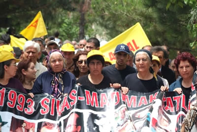 Sivas Şehitlerinin Aileleri 9 Kasım'a Çağırıyor