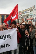 Erzincan'da Alevi Dernekleri Mehmet Ali Erbil'e tepki gösterdi