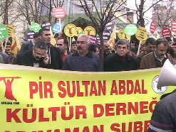 'Bir Tane Cemevi Yetmiyor'