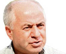 Belediye Başkanını 'kafir' ilan ettiler