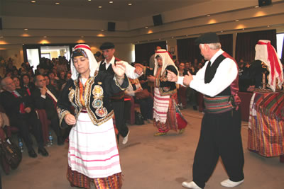 Alevi Kadınların etkinlikleri sürüyor...