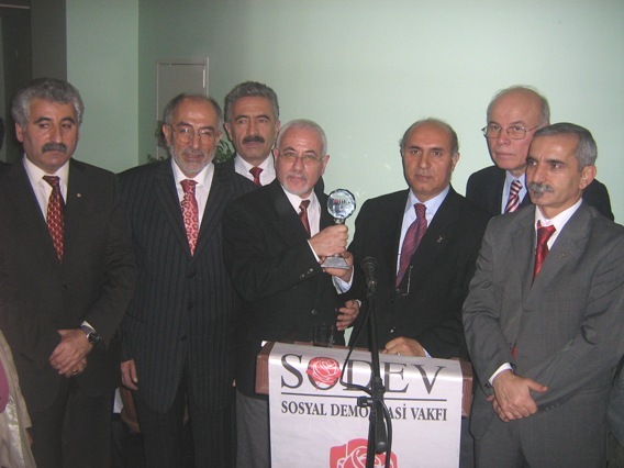 PSAKD Genel Başkanı Kazım Genç SODEV Ödülünü Aldı