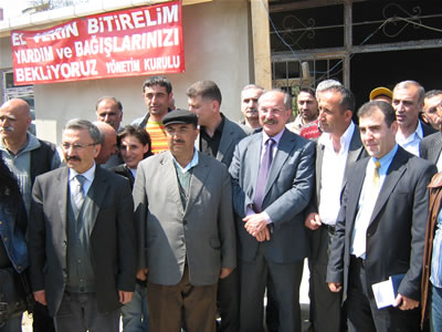 Kaçak cemevi inşaatına cami örneği