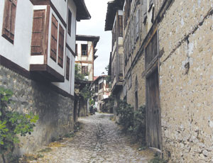 Hu Dost : Yörük Köyü