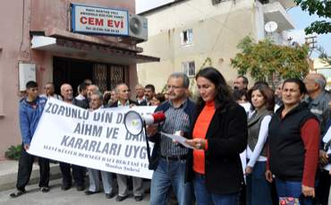 Alevilerden Zorunlu Din Dersi Tepkisi