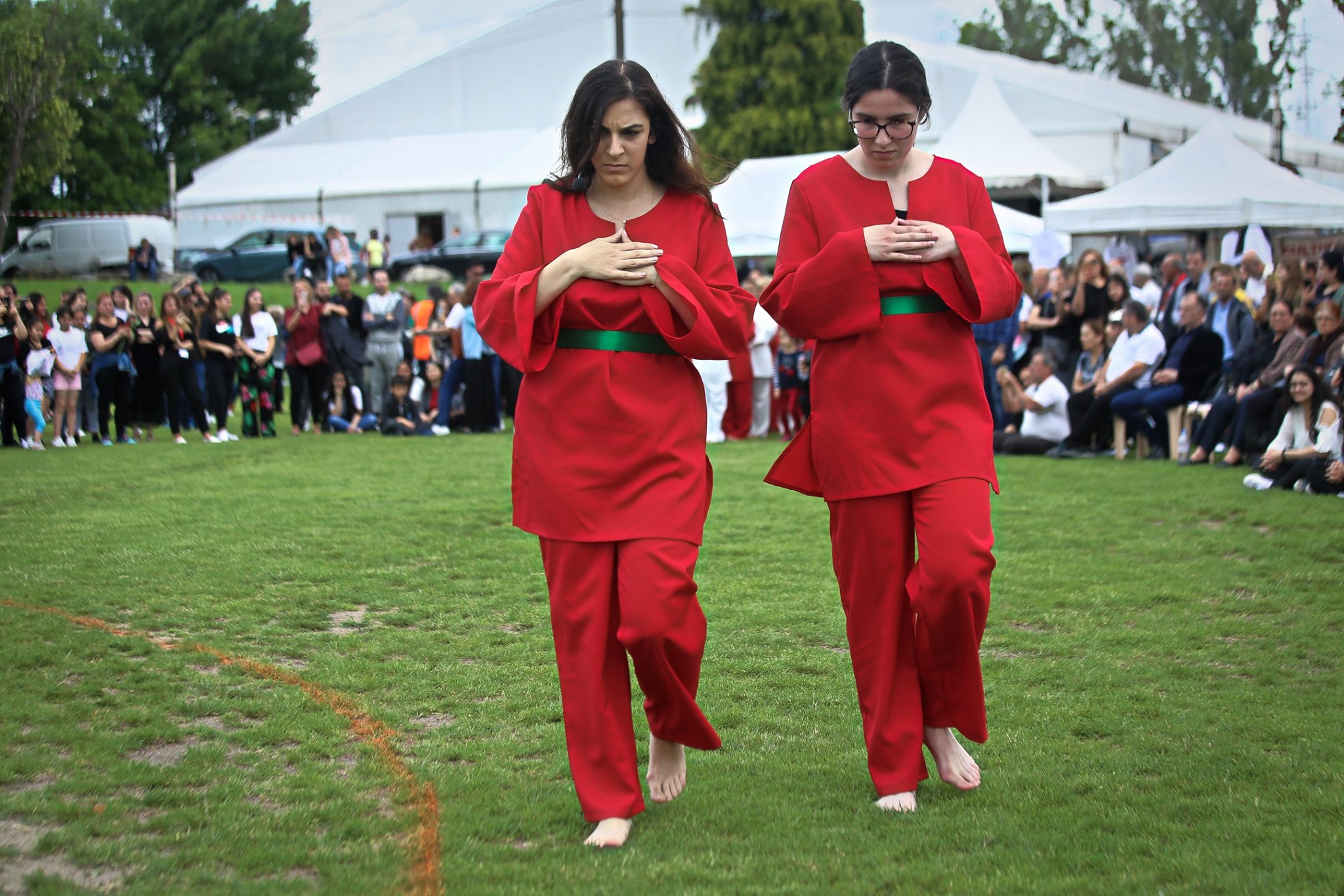 Fransa’da düzenlenen 2. Alevi Festivali çoşkulu geçti