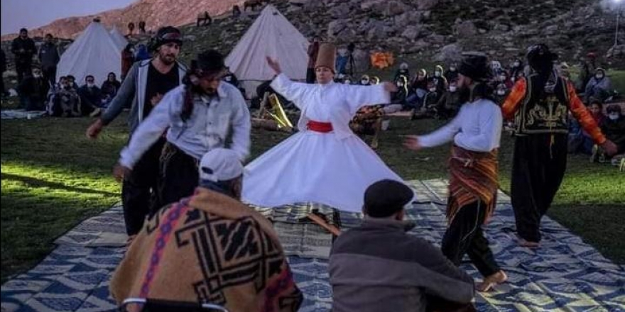 Musa Kazım Engin: Cemde Mevlevi semazeni asimilasyon projesidir