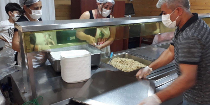 Şahkulu Sultan Dergahı’nda ‘Barış Lokması’ paylaşıldı