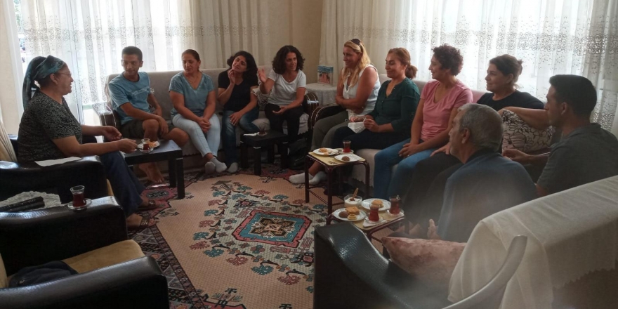 Alevi kadınlardan işkence gören Elkatmış ailesine dayanışma ziyareti