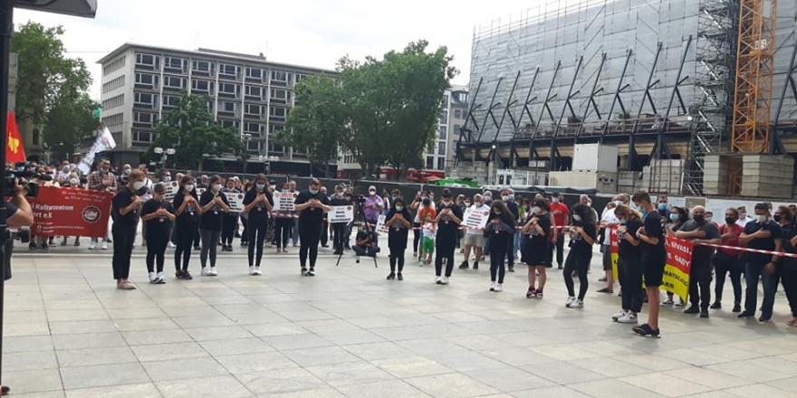 Moers Alevi Kültür Merkezi Sivas’ta katledilenleri andı