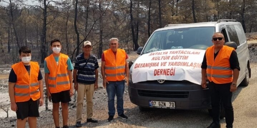 Antalya Tahtacılar Derneği’nden yangın bölgesine gıda ve giyecek yardımı