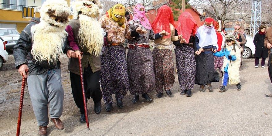 Malatya Arguvan Türk Alevi Kızık Köyü Kış Yarısı Geleneği