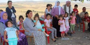 Ezidiler köyleri terketti