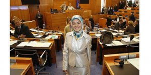 Ermeni Soykırımını reddeden sözde Belçika Milletvekiline İhraç