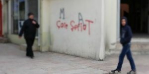 Urfa duvarlarinda ‘şeriat’ içerikli yazılamalar