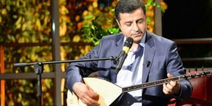 Aleviler Selahattin Demirtaş’a Bağlama Saz gönderdi