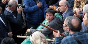 Arif Sağ’ın eşinin cenazesi neden sazlarla ve deyişlerle kaldırıldı?