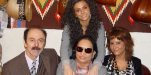 Çocuklar Çiçektir