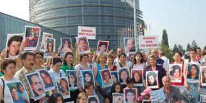 AP önünde Madımak gösterisi