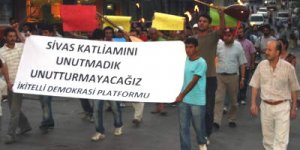 İkitelli'de Sivas için meşaleli yürüyüş
