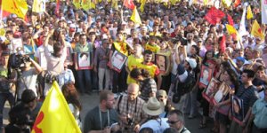 İstanbul'da 30 bin kişi Sivas Katliamını Lanetledi