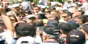 Hacıbektaş'ta Atatürk'lü uyarı ve cevap