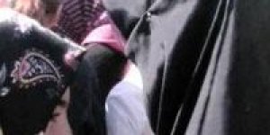 Kara Çarşaflılar Üniversitede - Yaşasın Özgürlük !