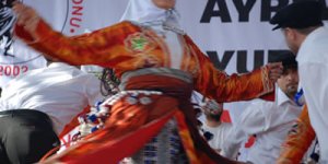 Alevileri yok etmek istiyorlar