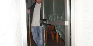 Alevi Kültür Merkezi'ne çirkin saldırı