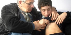 Alevi öğrenciyi döven öğretmene "kınama" cezası