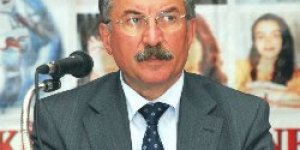 Bakan Çelik suyu bulandırıyor