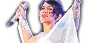 Sezen Aksu'ya dine hakaret davası açılmayacak