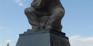 "Takkeli Veysel" tartışması büyüdü