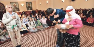 Alevi 'Önce hak' diyor