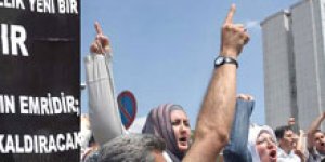 İBDA-C işaretleriyle tekbirli protesto!