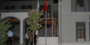 Pir Sultan Abdal Derneği'ne Gece Yarısı Operasyonunun Ardından