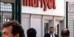 Cumhuriyet'e destek yağıyor