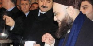 Bakan Çelik Cübbeli Ahmet'i dinlemeye gitti